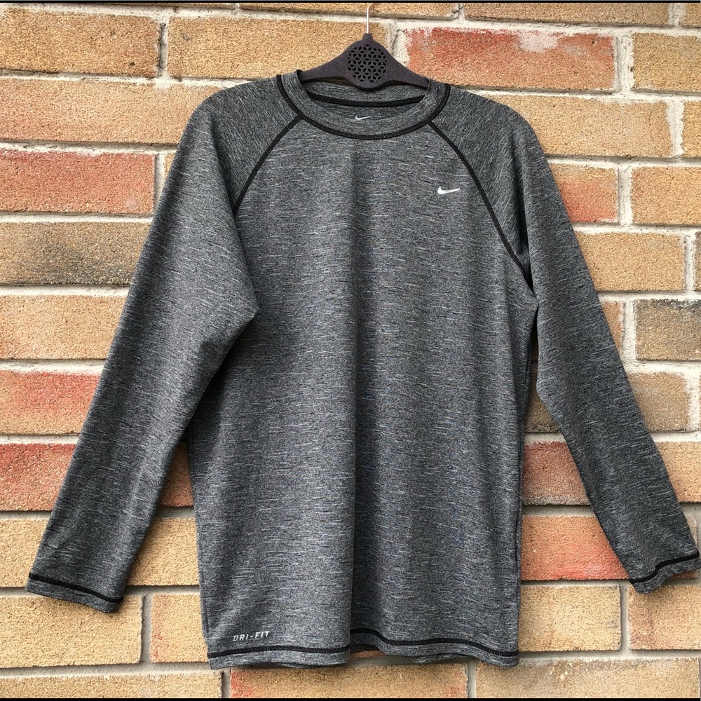 Men’s Nike Dry Fit Shirt!